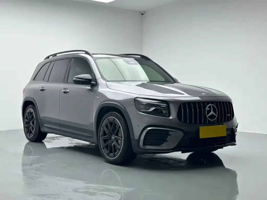 Mercedes-Benz GLB AMG — фото 9