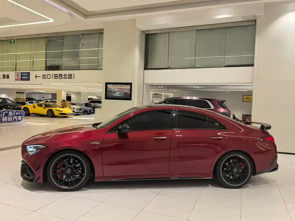 Mercedes-Benz CLA AMG — фото 9
