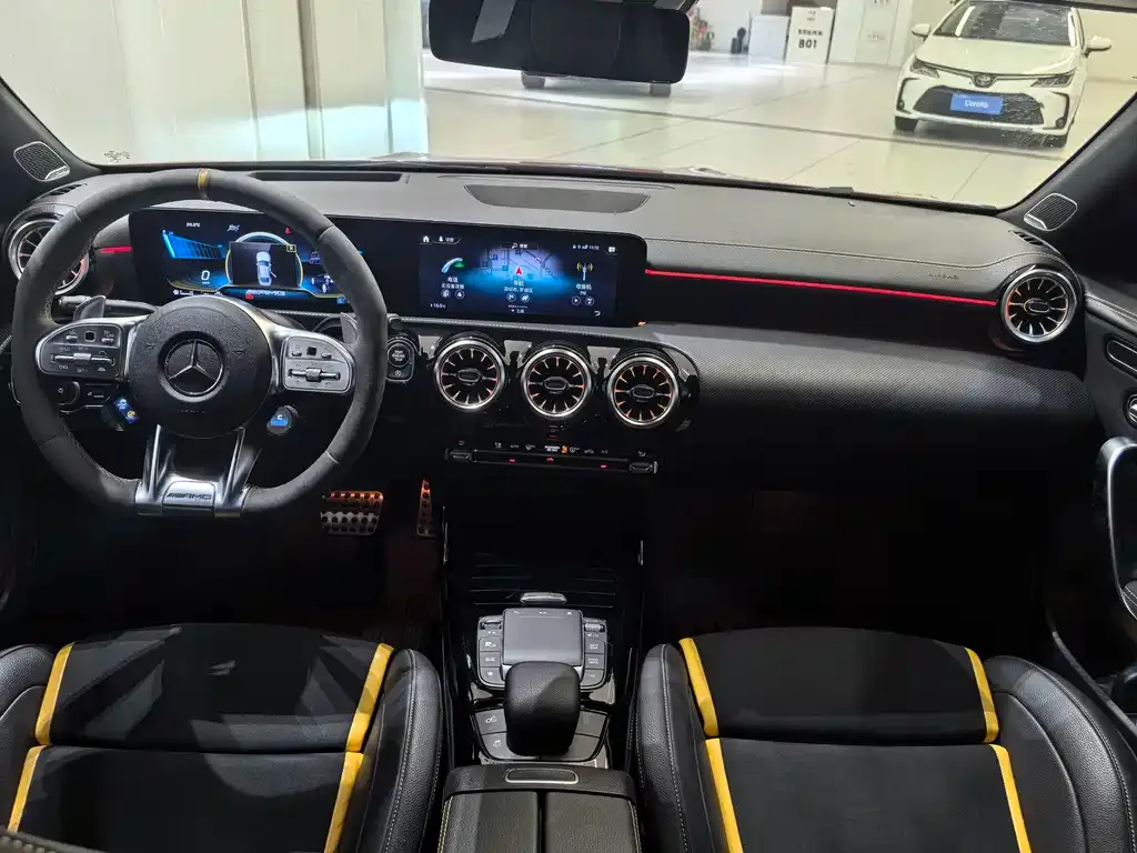 Mercedes-Benz CLA AMG — фото 10