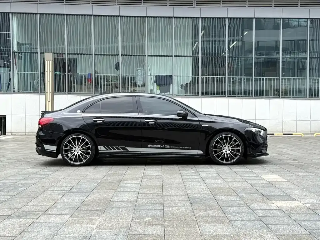 Mercedes-Benz A-Class AMG — фото 5