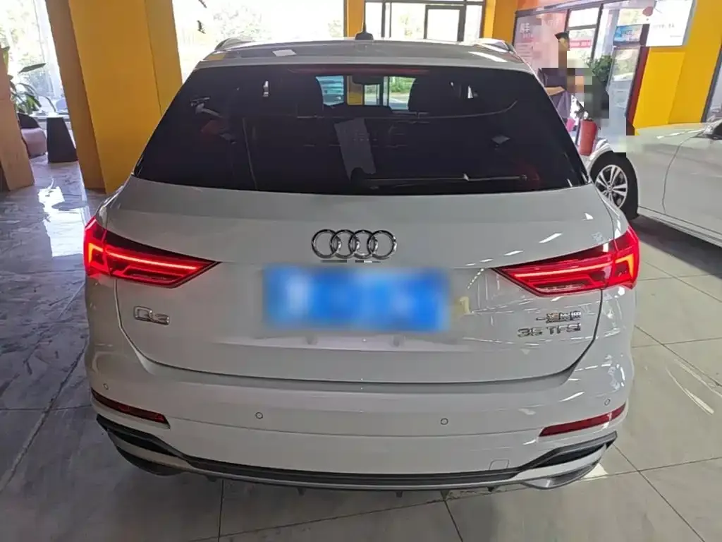 Audi Q3 — фото 9
