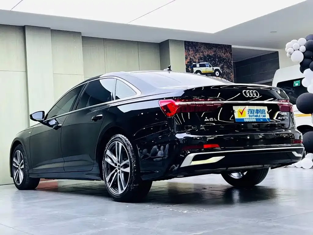 Audi A6L — фото 10