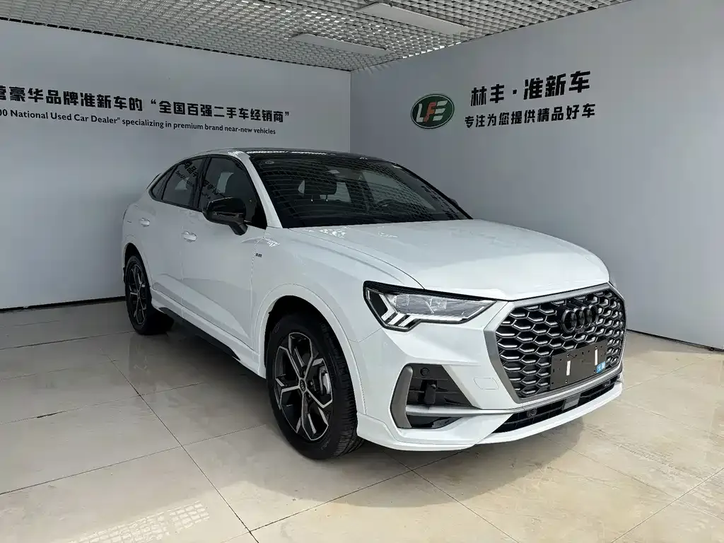 Audi Q3 Sportback — фото 9