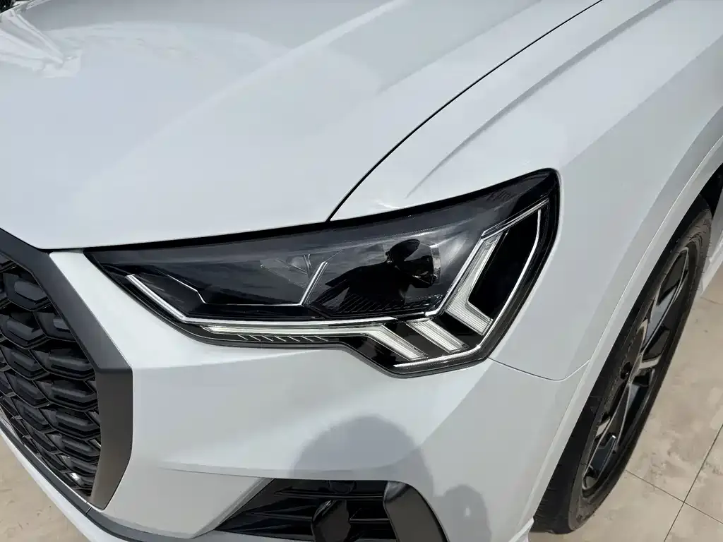 Audi Q3 Sportback — фото 6