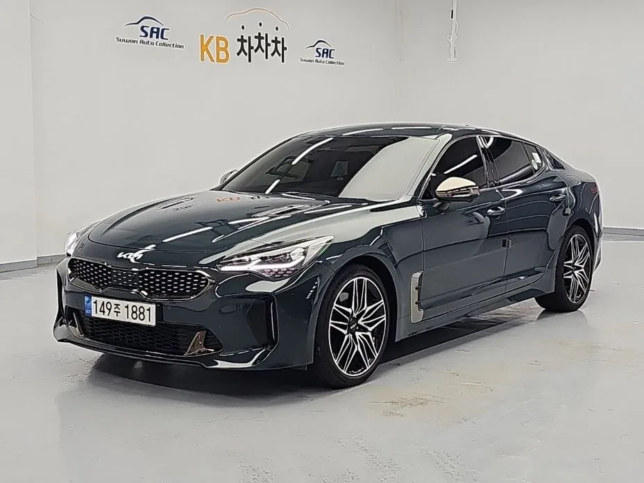 Kia Stinger — фото 1