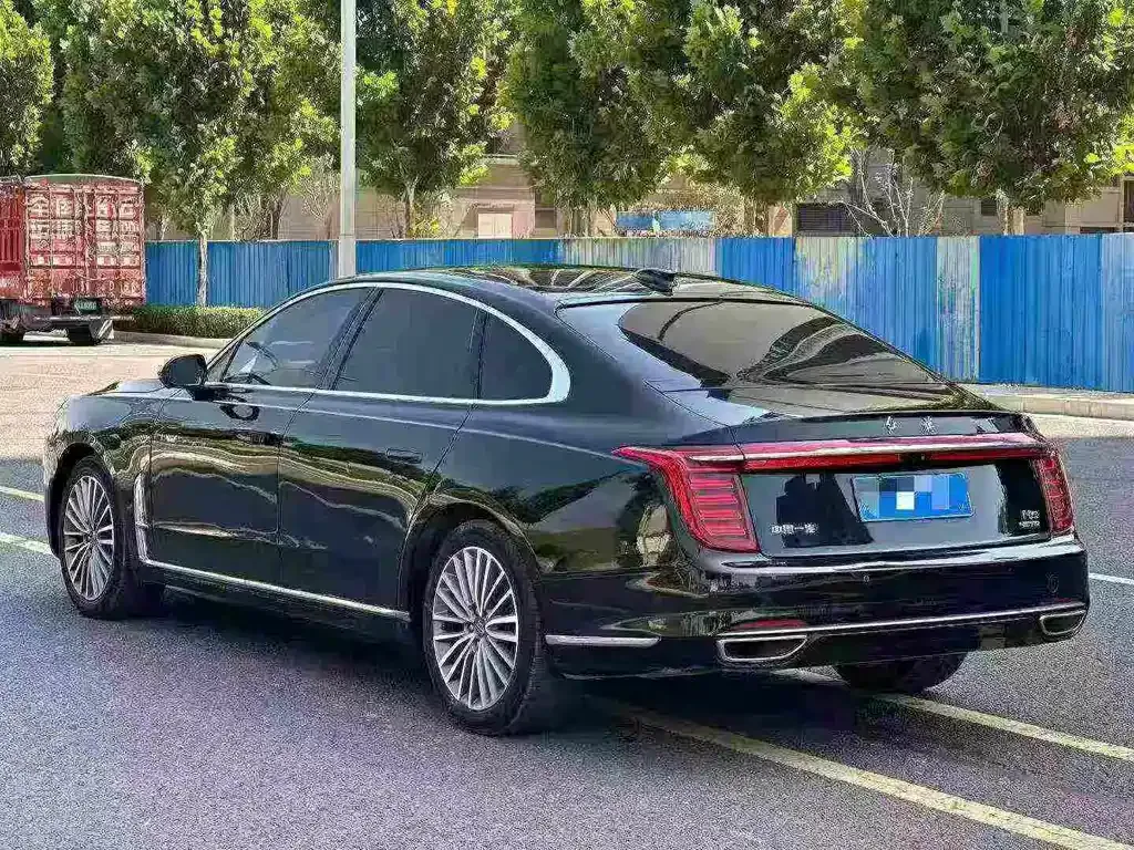 Hongqi H9 — фото 7