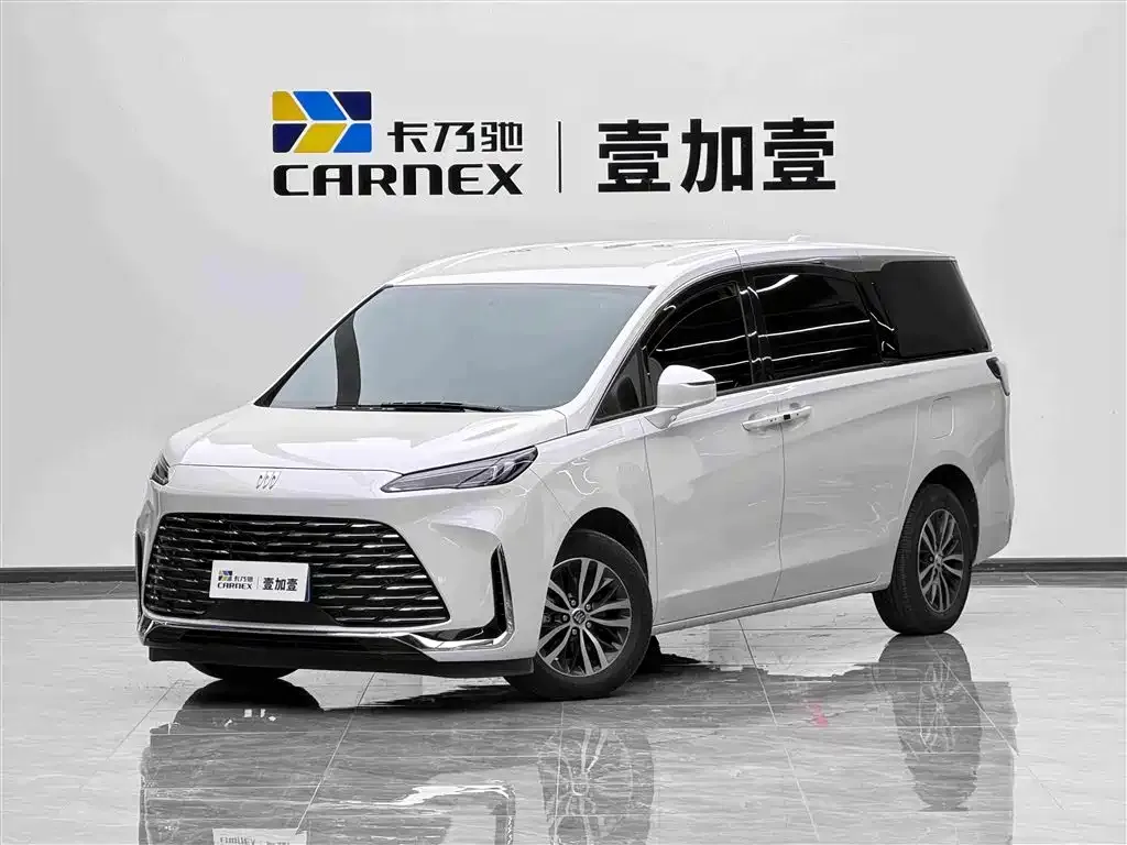Buick GL8 — фото 1