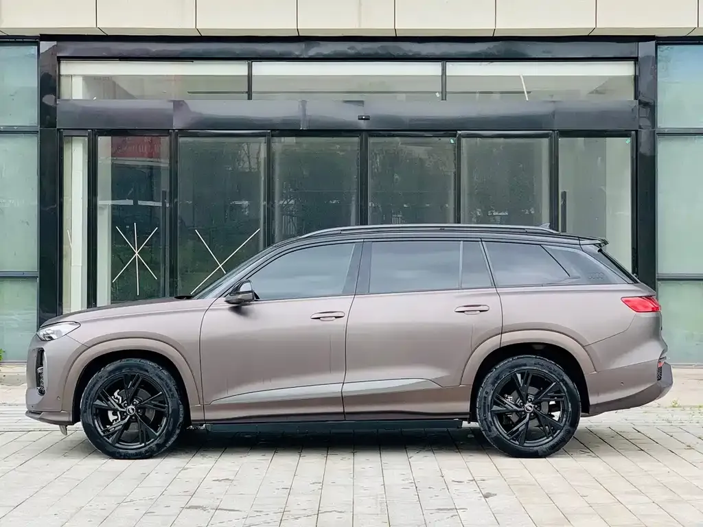 Audi Q6 — фото 4