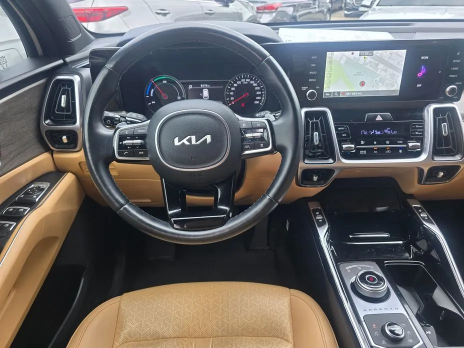 Kia Sorento — фото 5