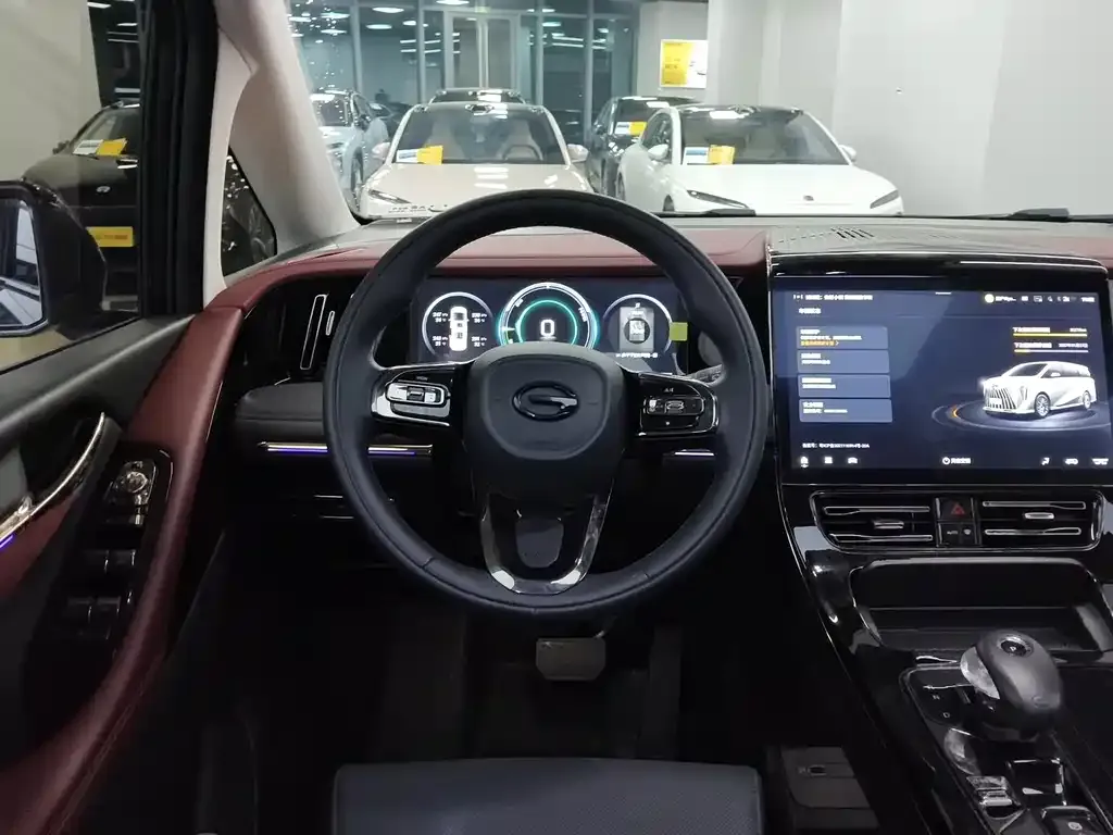 GAC Motor Trumpchi E9 — фото 10