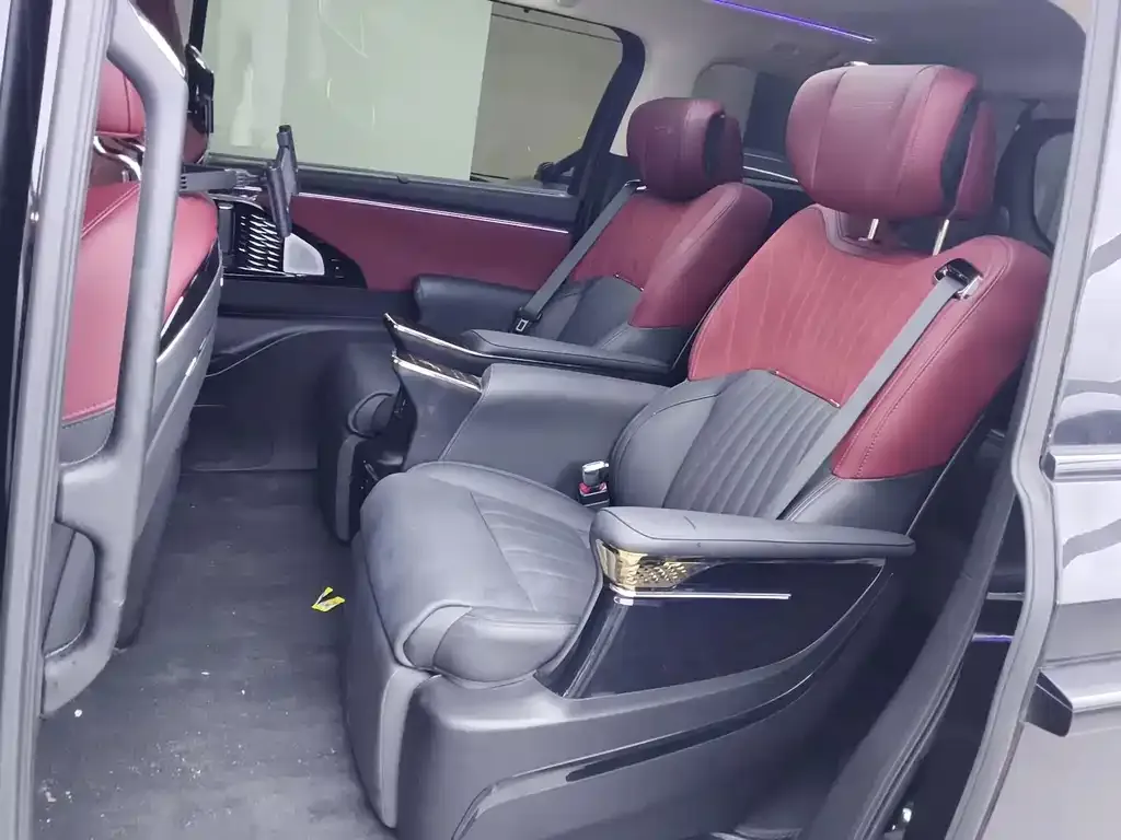 GAC Motor Trumpchi E9 — фото 8