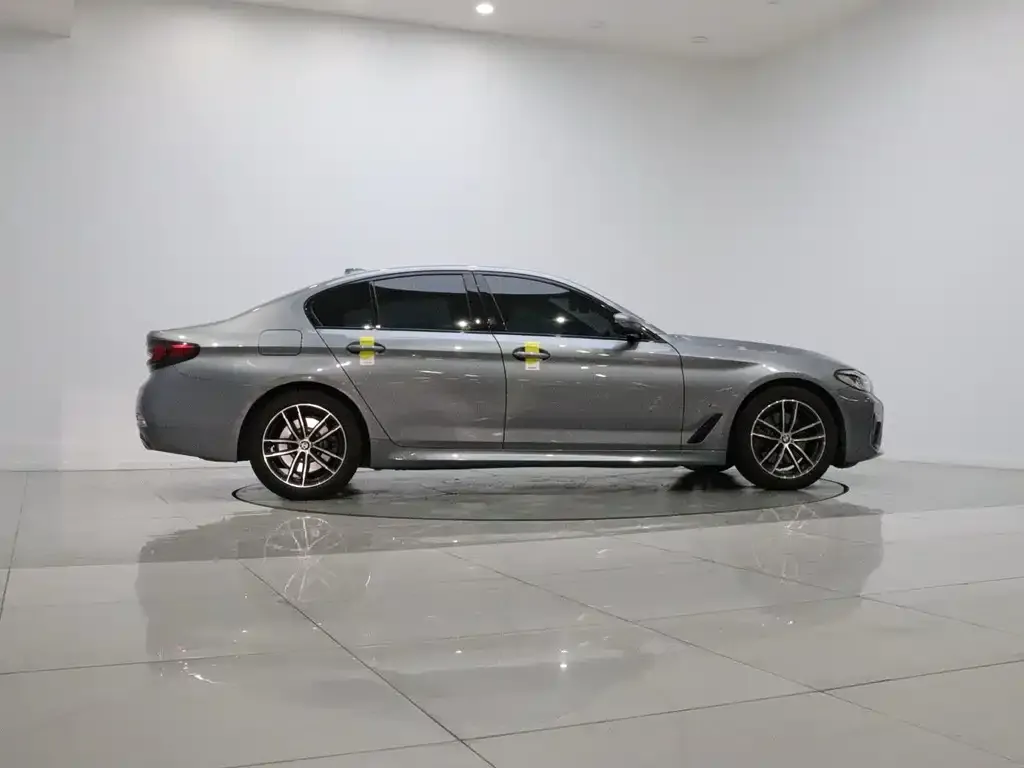 BMW 5 Series (Import) — фото 6