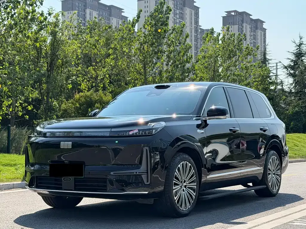 Geely Galaxy M9 — фото 1