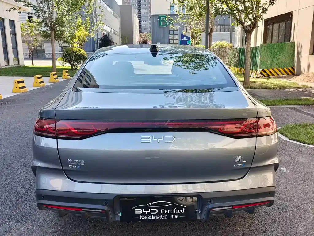 BYD Qin L — фото 5