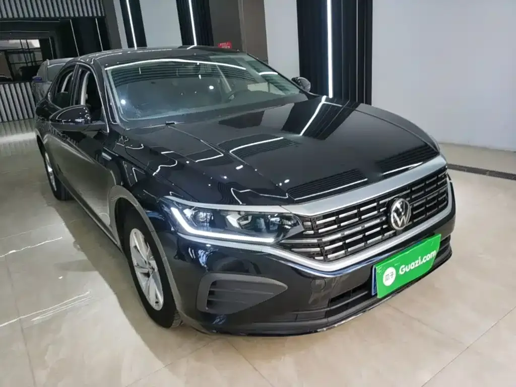 Volkswagen Passat — фото 7