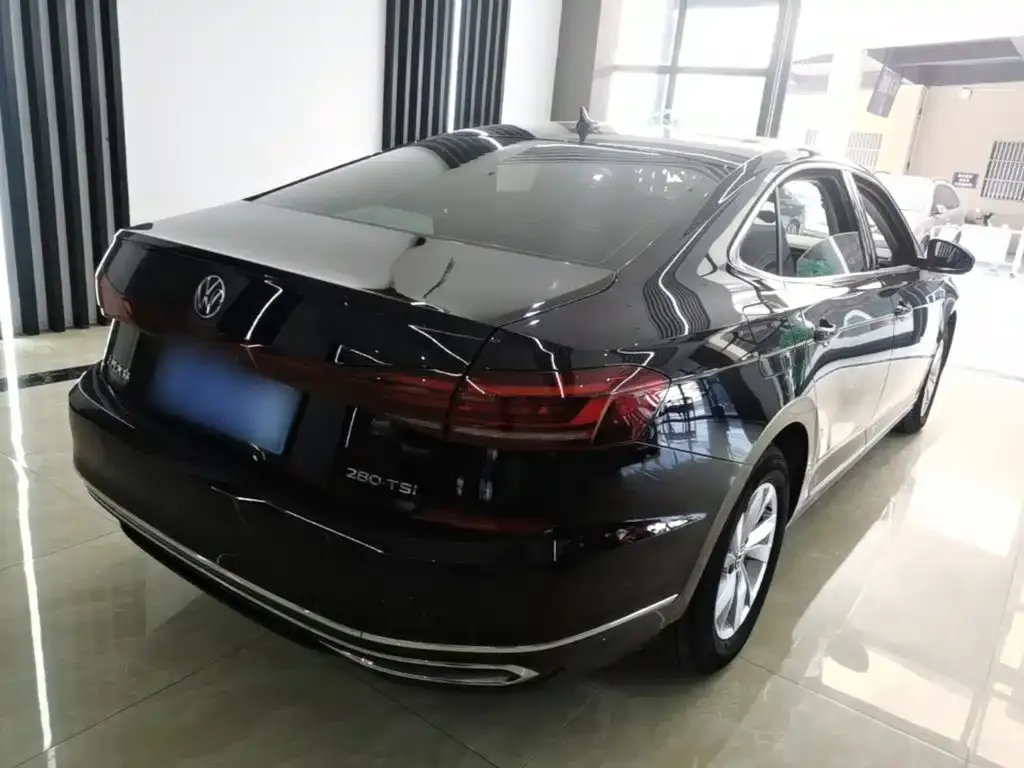 Volkswagen Passat — фото 2