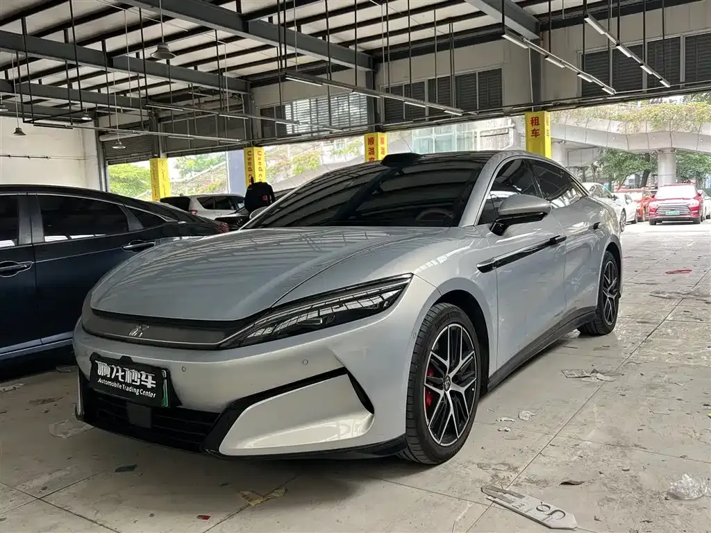 BYD Han L — фото 1