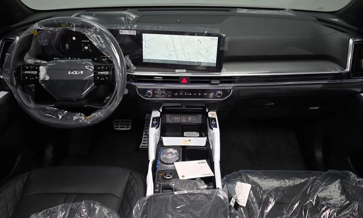 Kia Sorento — фото 8