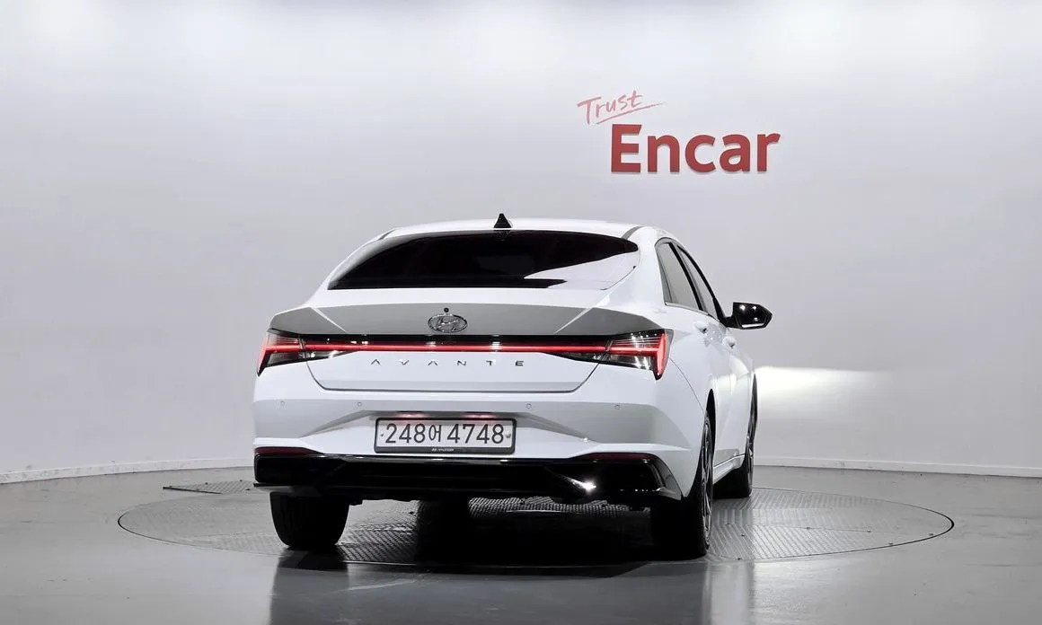 Hyundai AVANTE — фото 3