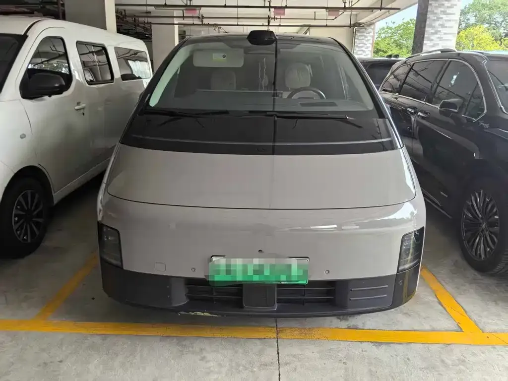 Li Auto MEGA — фото 6