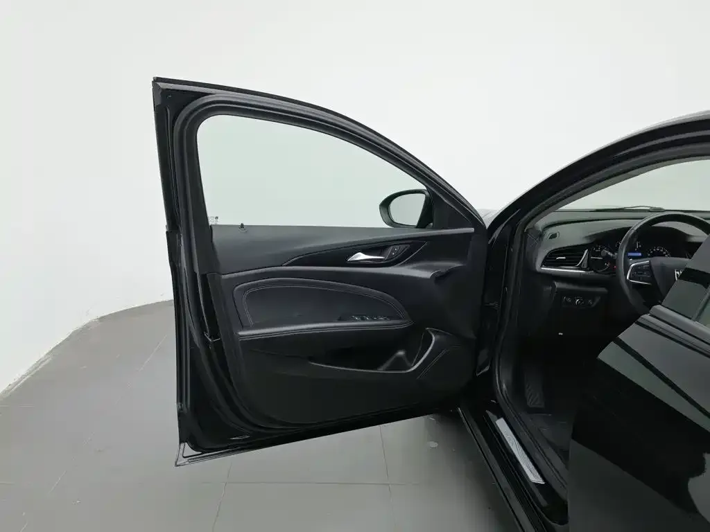 Buick Regal — фото 2