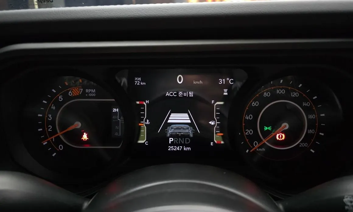 Jeep Wrangler — фото 2