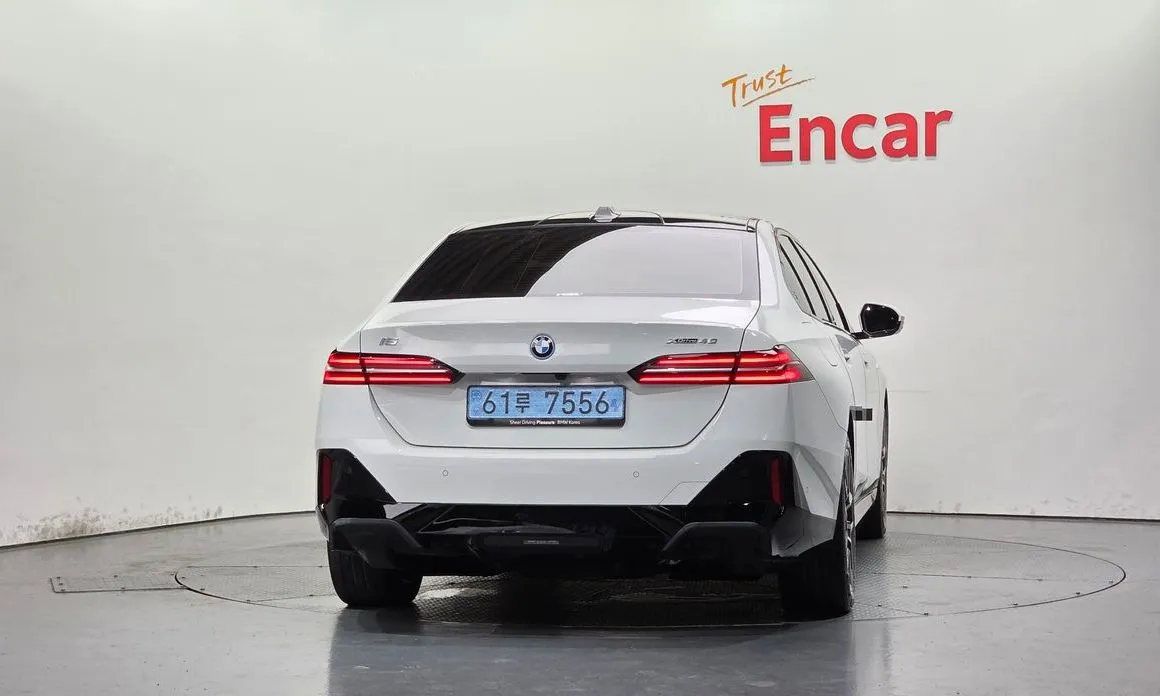 BMW i5 — фото 4