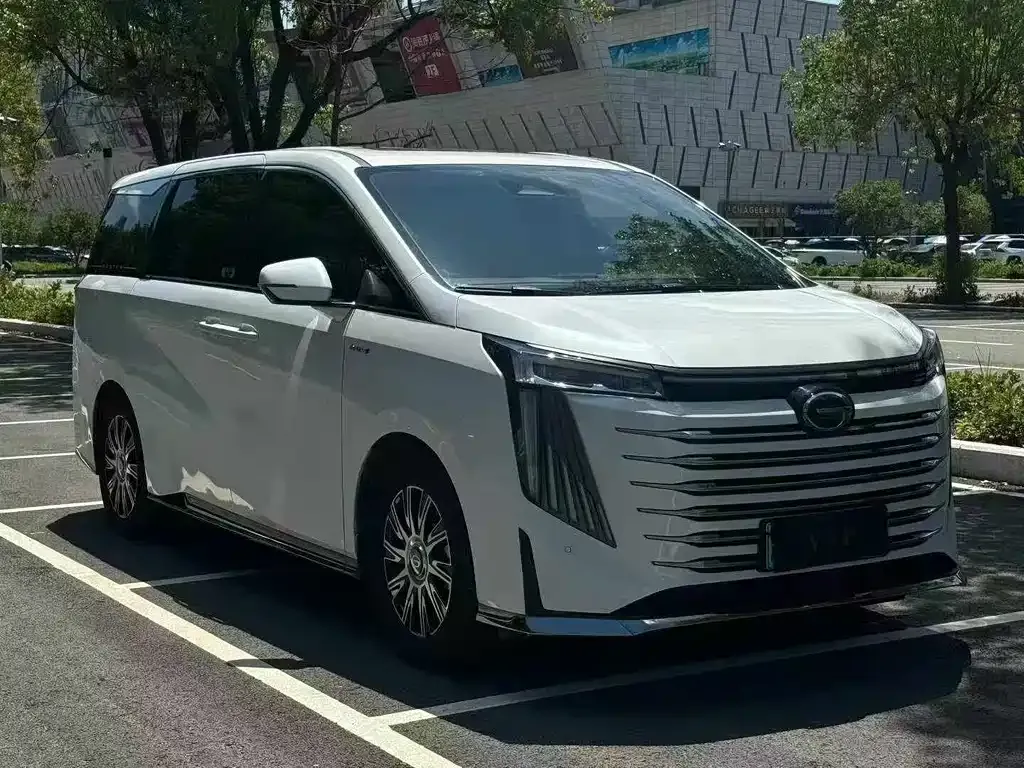 GAC Motor Trumpchi E9 — фото 2