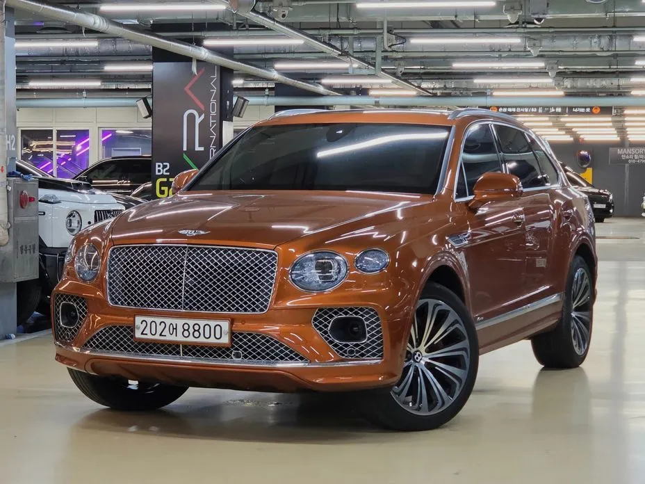 Bentley Bentayga — фото 1