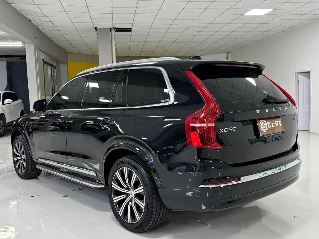 Volvo XC90 — фото 2