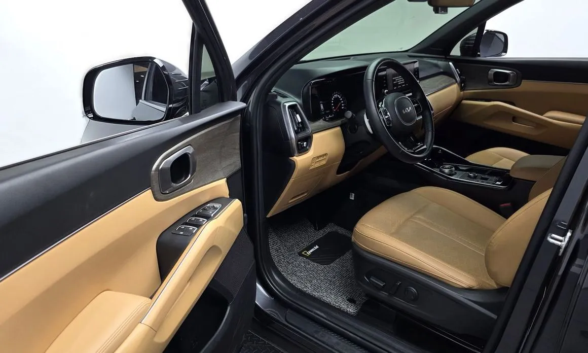 Kia Sorento — фото 5
