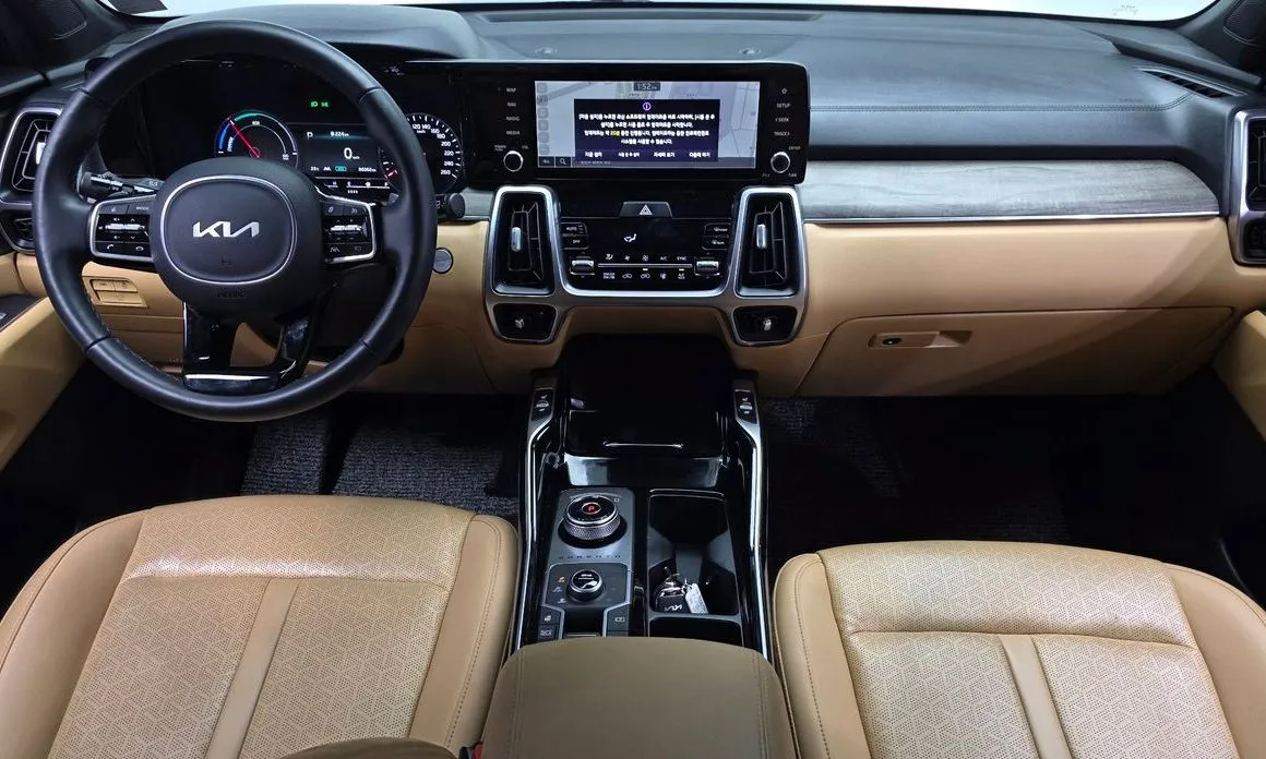 Kia Sorento — фото 8