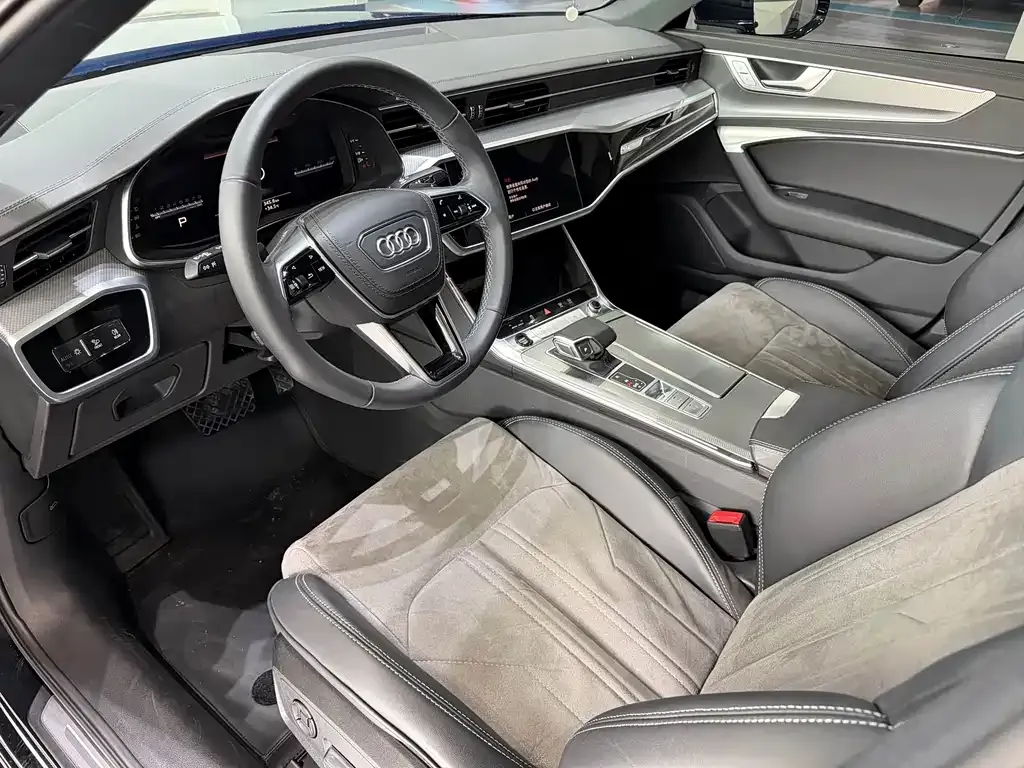 Audi A6L — фото 2