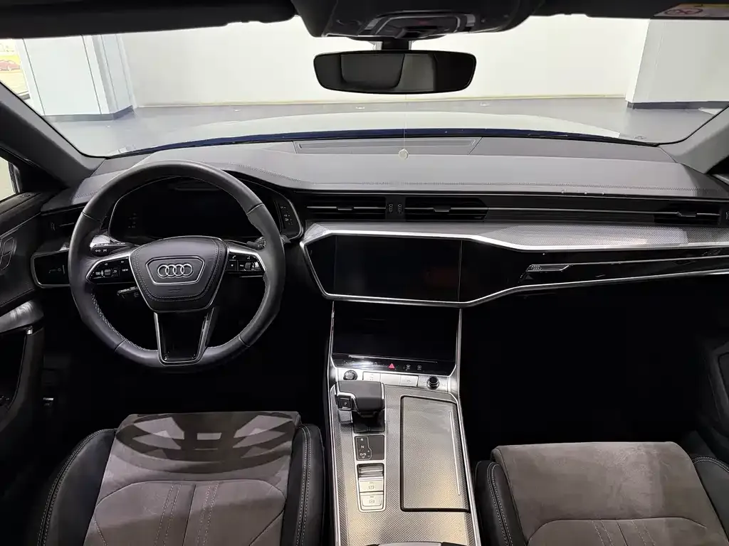 Audi A6L — фото 5