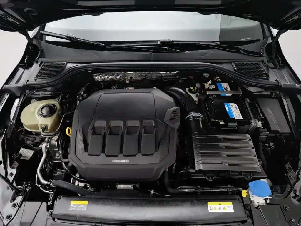 Volkswagen Golf GTI — фото 7
