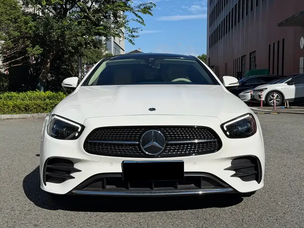 Mercedes-Benz E-Class (Import) — фото 9