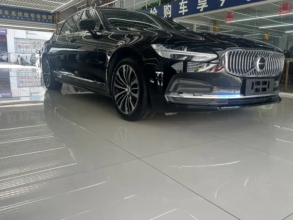 Volvo S90 — фото 10