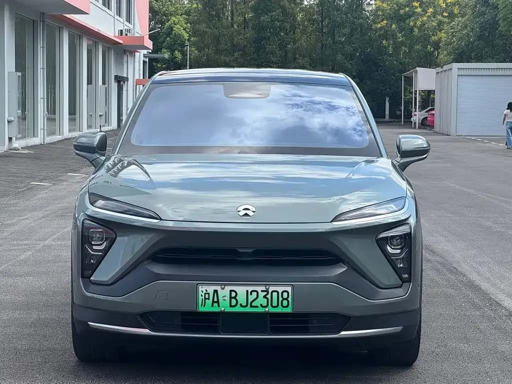 NIO EC6 — фото 8