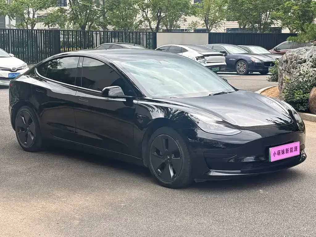Tesla Model 3 — фото 10