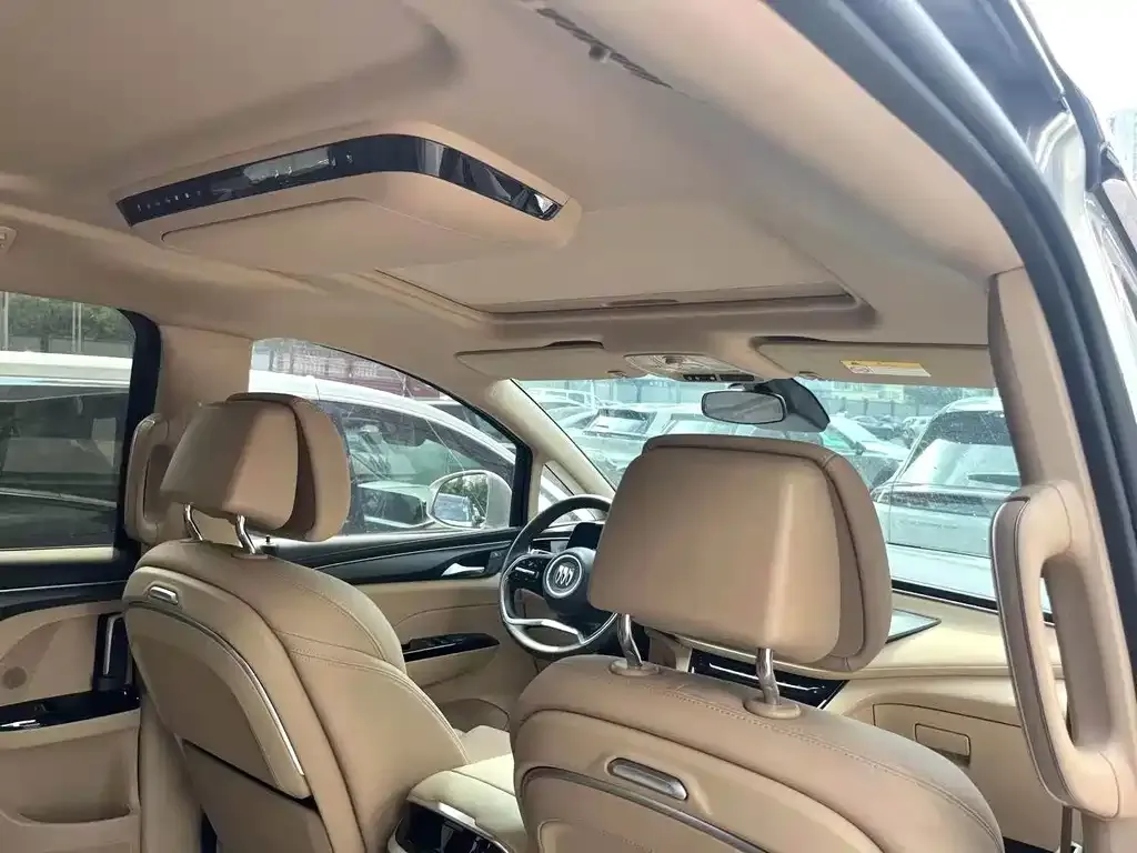 Buick GL8 Hybrid — фото 6