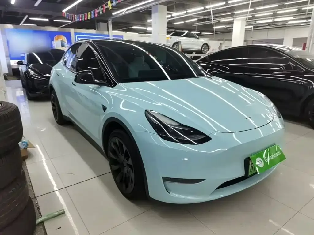Tesla Model Y — фото 5