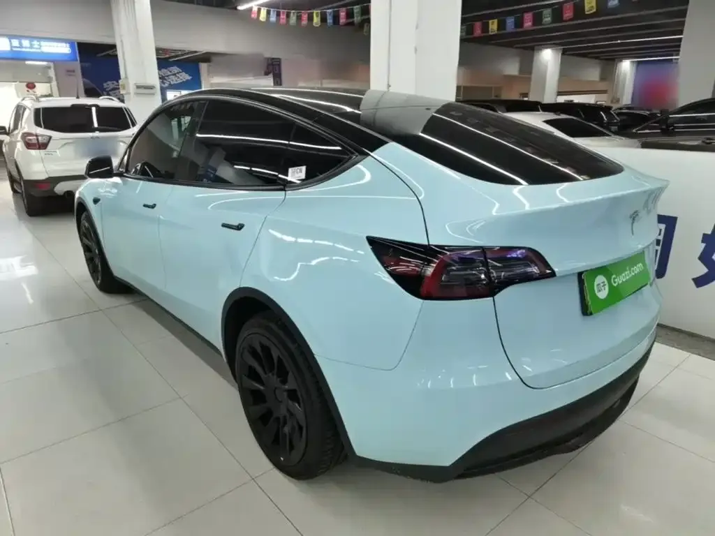 Tesla Model Y — фото 6