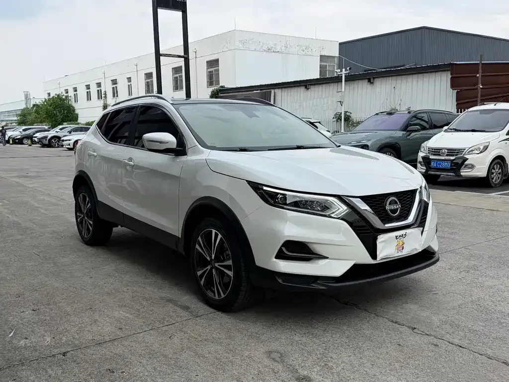 Nissan Qashqai — фото 3