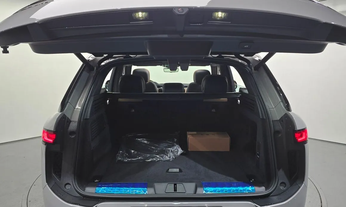 Land Rover Range Rover Sport — фото 10