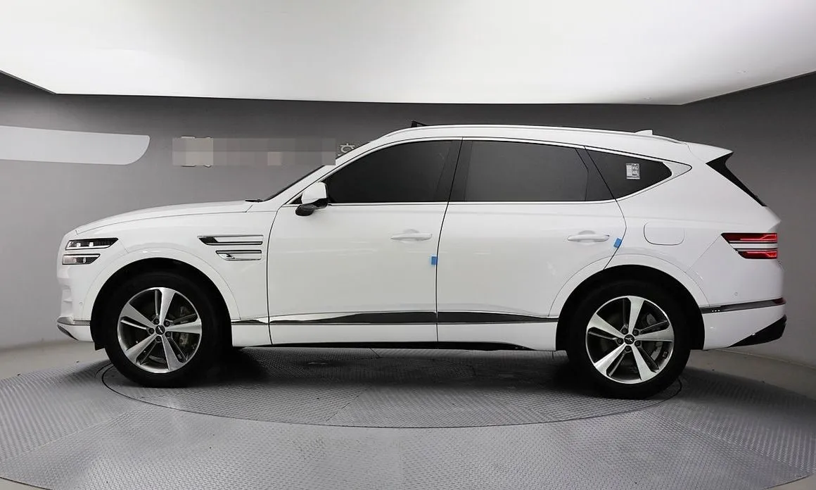 Genesis GV80 — фото 10