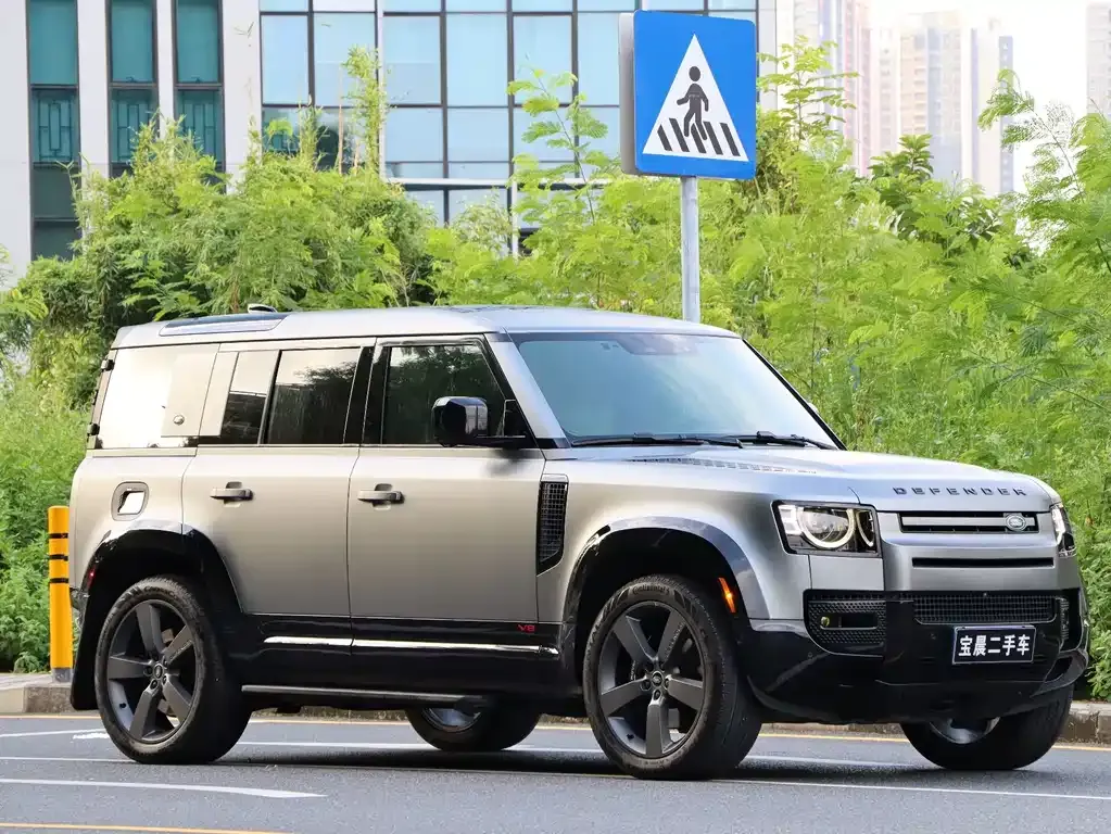 Land Rover Defender — фото 7