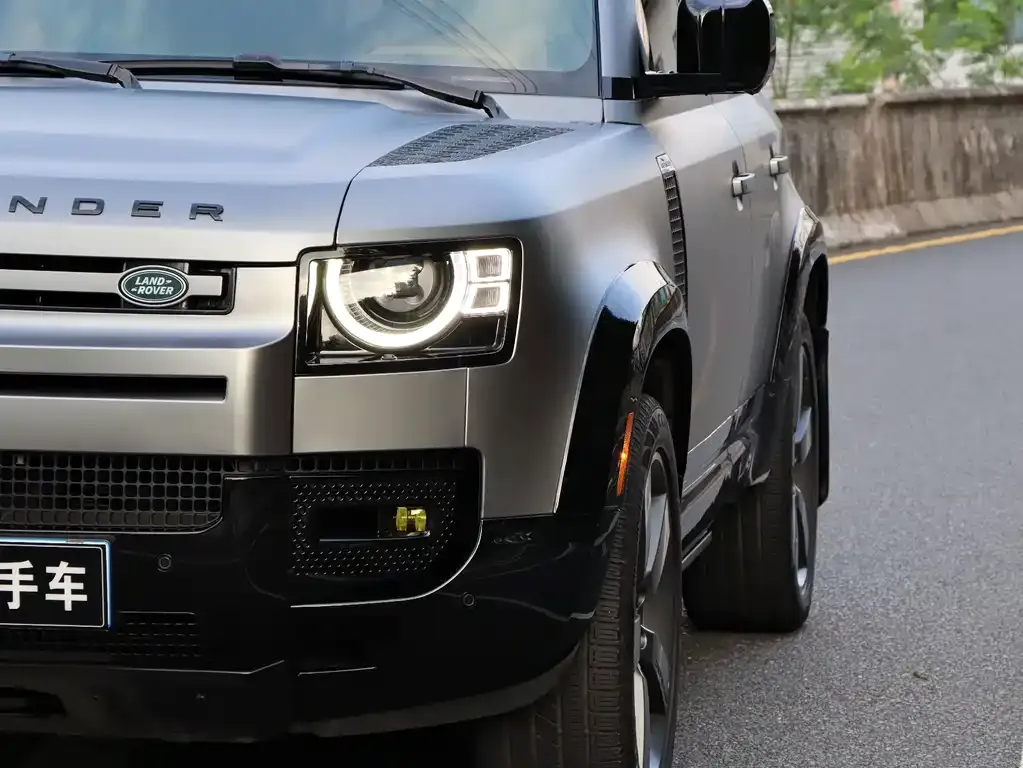 Land Rover Defender — фото 4