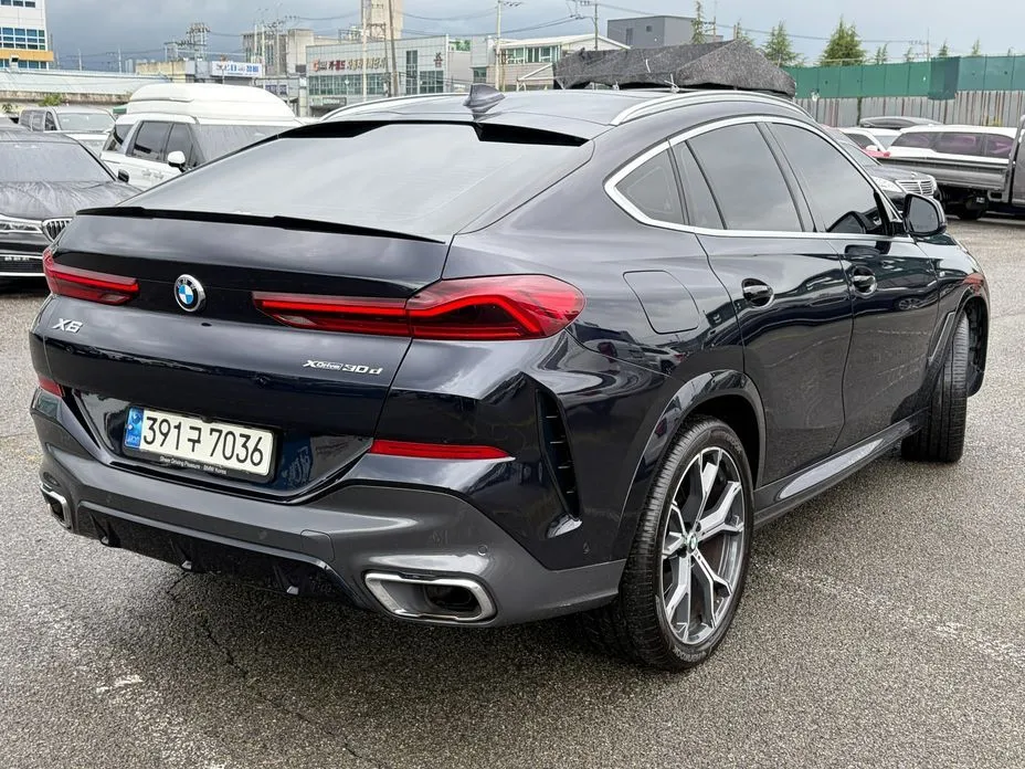 BMW X6 — фото 9