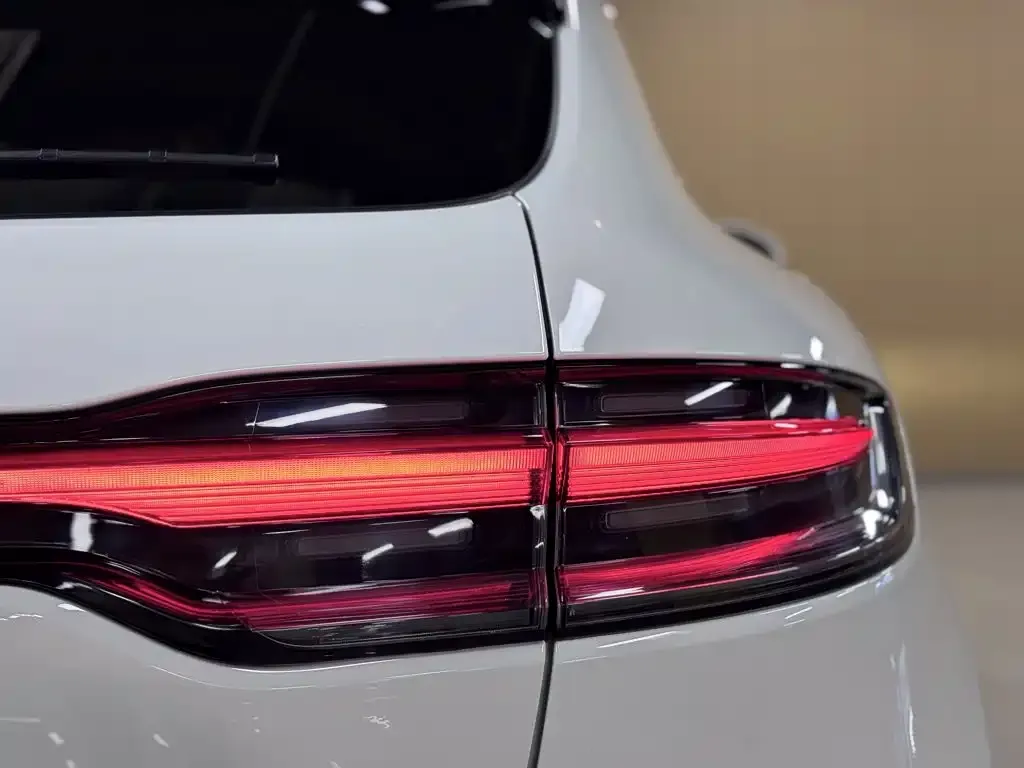 Porsche Macan — фото 7