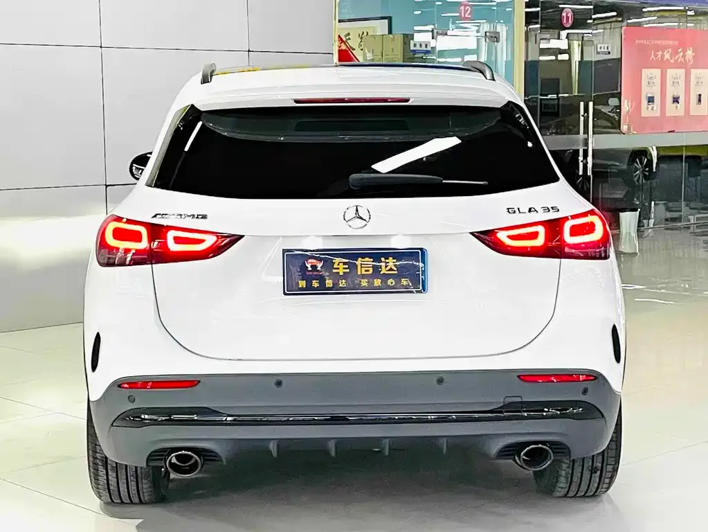 Mercedes-Benz GLA AMG — фото 10